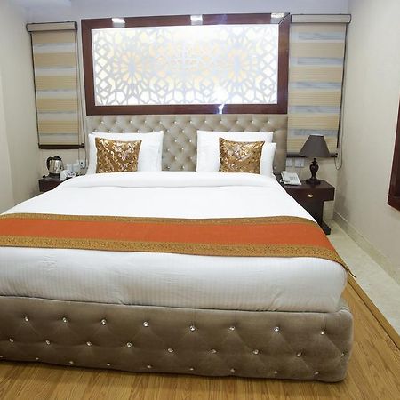 Hotel L'Affaire Дели Номер фото